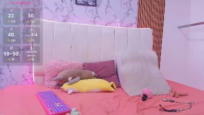 Atenea_gal live cam on Cam4