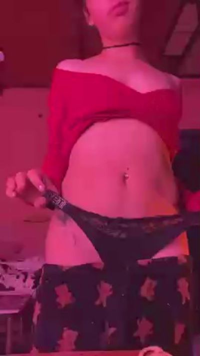Athenabloomm live cam on Cam4