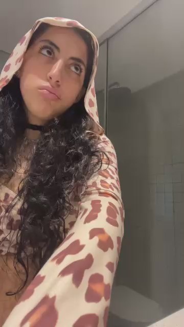 Athenabloomm live cam on Cam4