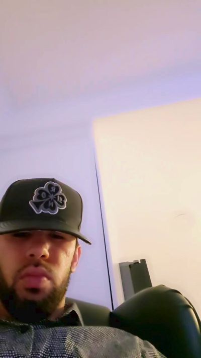 Atituderude live cam on Cam4