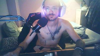 Atreus69big live cam on Cam4