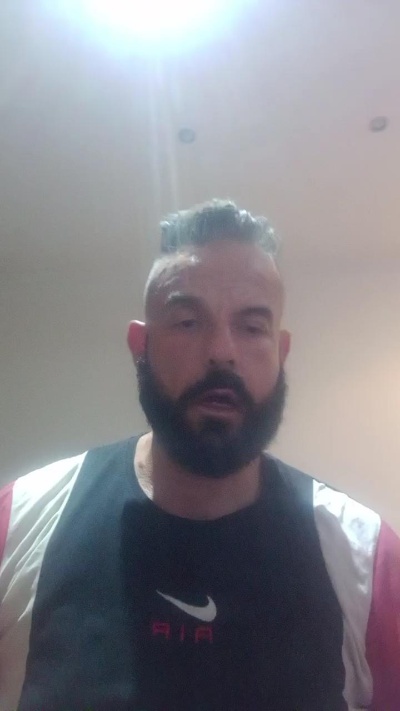 Atrozos live cam on Cam4