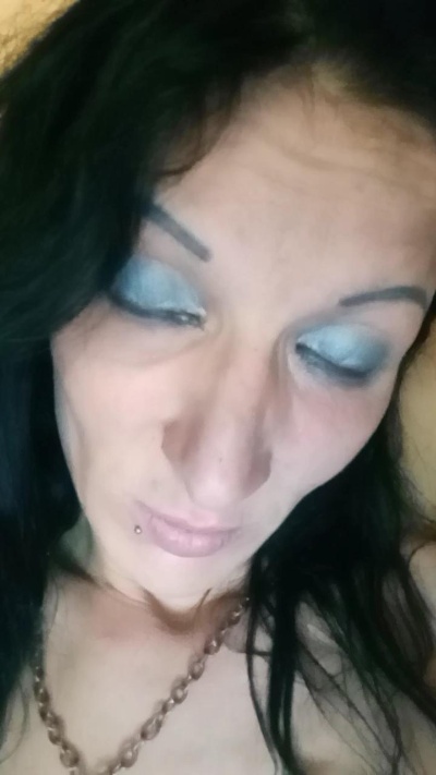 Aude63170 live cam on Cam4