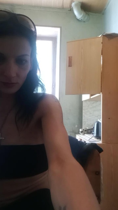 Aude63170 live cam on Cam4