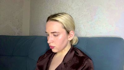 AugustinaFealy live cam on Cam4
