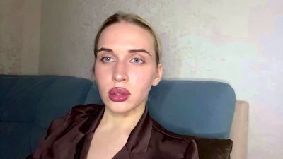 AugustinaFealy live cam on Cam4
