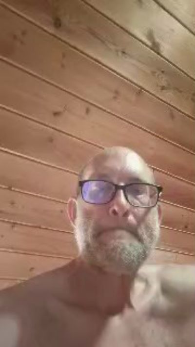 Aumega live cam on Cam4