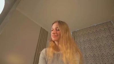 AuraRazavi live cam on Cam4