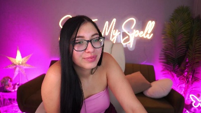 AuraofLove live cam on Cam4
