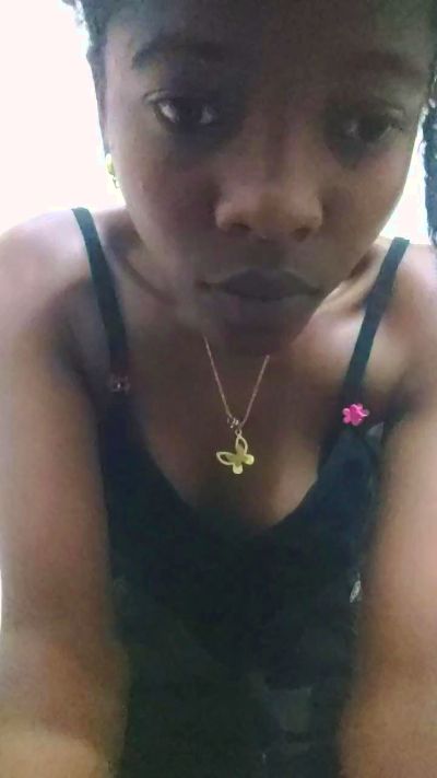 Aurealy live cam on Cam4