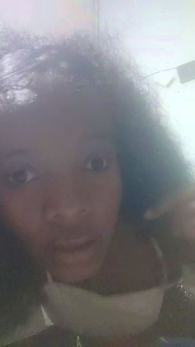 Aurealy live cam on Cam4