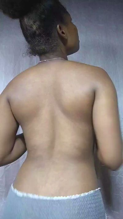 Aurelia live cam on Cam4