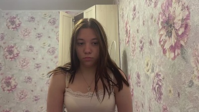 AureliaDomangue live cam on Cam4