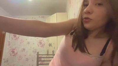 AureliaDomangue live cam on Cam4