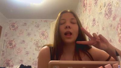 AureliaDomangue live cam on Cam4