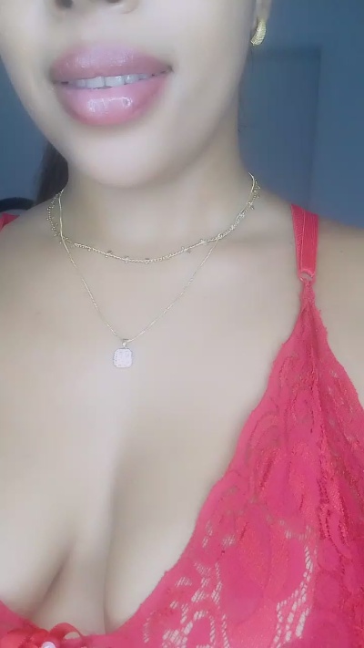Aurora366 live cam on Cam4