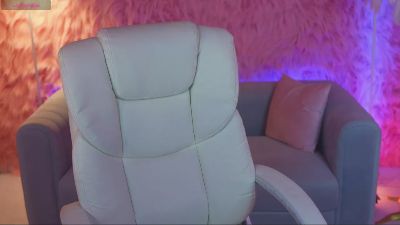 AuroraMore live cam on Cam4