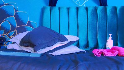 Aurora_Beller live cam on Cam4