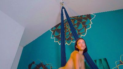 Aurora_Beller live cam on Cam4