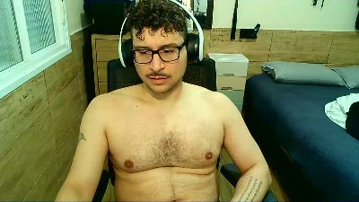 AutisticDom live cam on Cam4