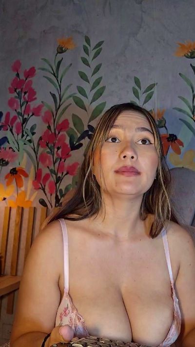 AvaWhiite live cam on Cam4