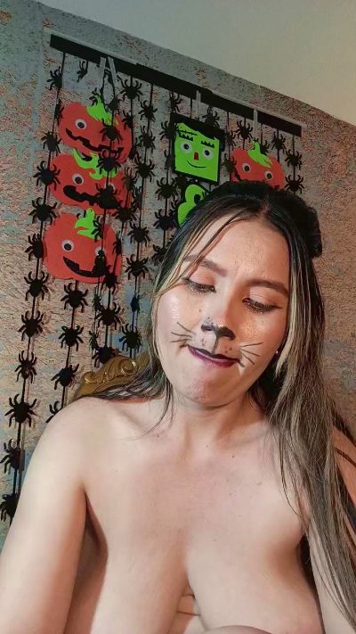 AvaWhiite live cam on Cam4