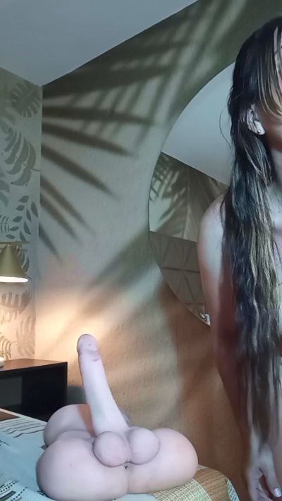 AvaWhiite live cam on Cam4