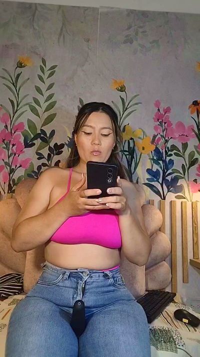 AvaWhiite live cam on Cam4