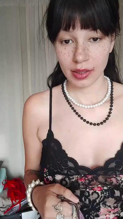 Ava_Amour live cam on Cam4