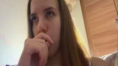 AvelinaLidster live cam on Cam4