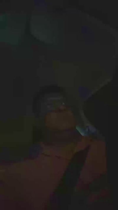 Aventurerolat live cam on Cam4