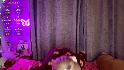 AveryAmstutz live cam on Cam4