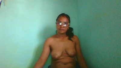 Avotra02 live cam on Cam4