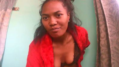 Avotra02 live cam on Cam4