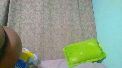 Avotra02 live cam on Cam4