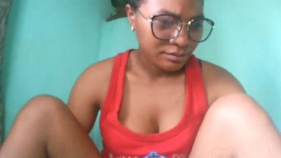 Avotra02 live cam on Cam4