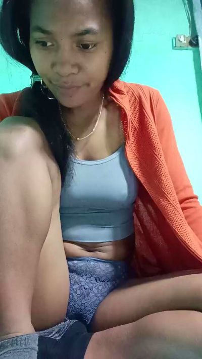 Avotra02 live cam on Cam4
