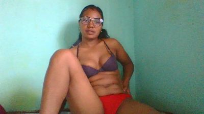 Avotra02 live cam on Cam4