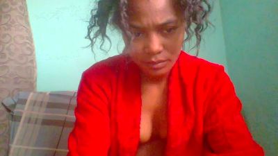 Avotra02 live cam on Cam4