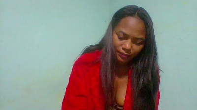 Avotra02 live cam on Cam4