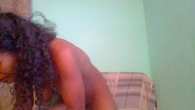 Avotra02 live cam on Cam4