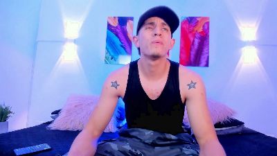 AxelFalcon live cam on Cam4