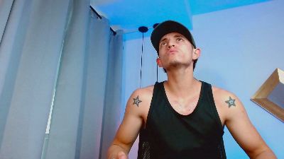 AxelFalcon live cam on Cam4