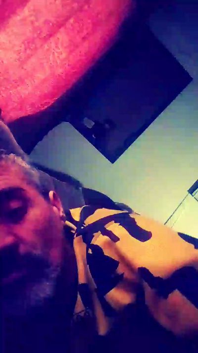 AxelGPP75 live cam on Cam4