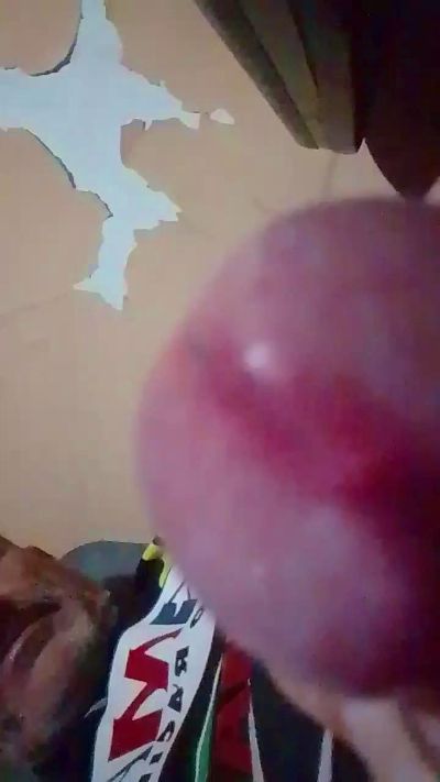 AxelGPP75 live cam on Cam4