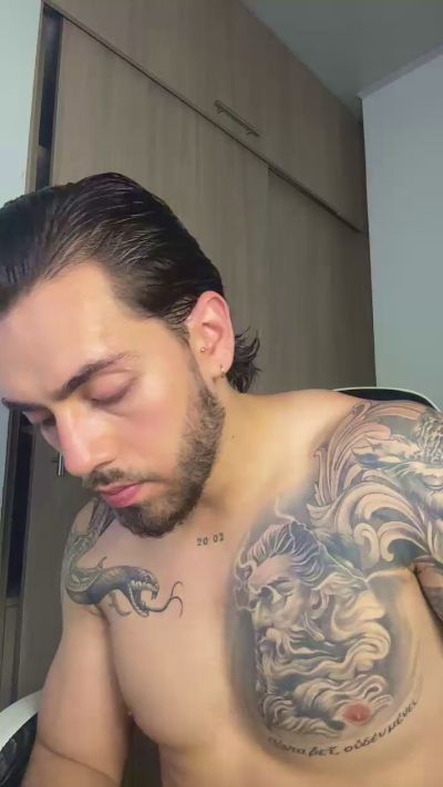 Axel_blaze_1 live cam on Cam4