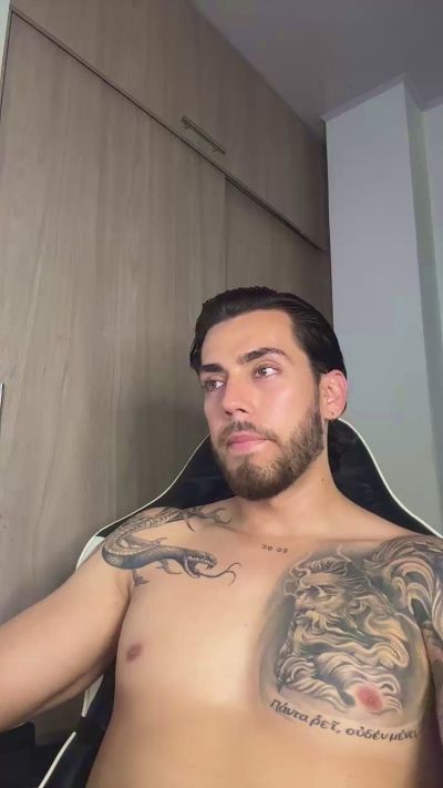 Axel_blaze_1 live cam on Cam4