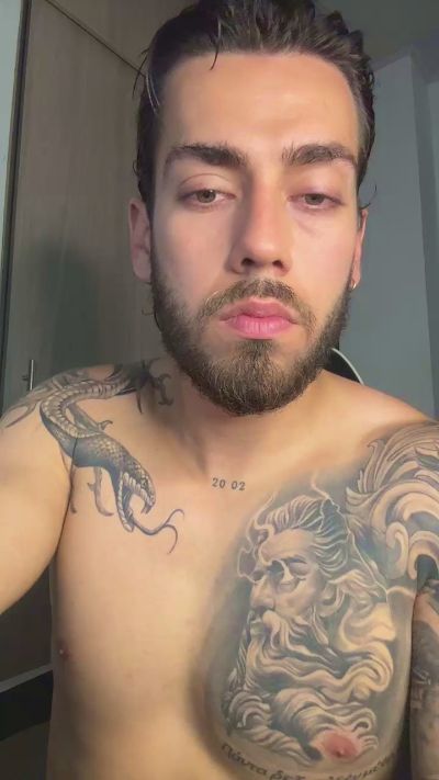 Axel_blaze_1 live cam on Cam4