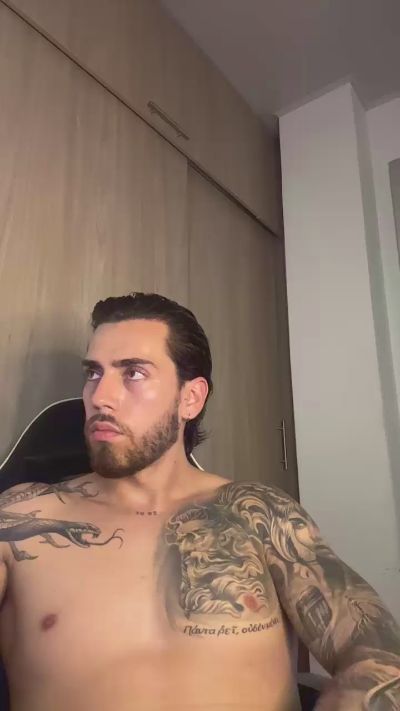 Axel_blaze_1 live cam on Cam4