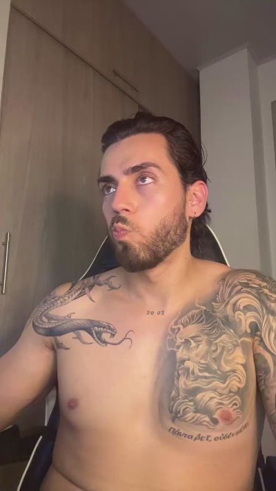 Axel_blaze_1 live cam on Cam4